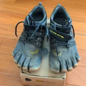 Vibram | Shoes | Vibram V Train Golds Gym Edition Mens Size  display picture 1